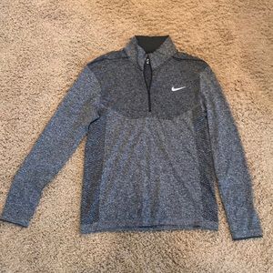 Men’s Nike golf dri-fit quarter zip pullover sz M
